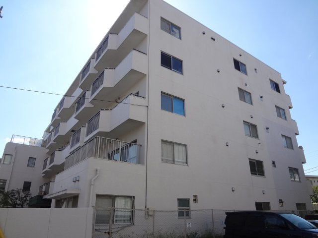 ドミール津田沼の外観