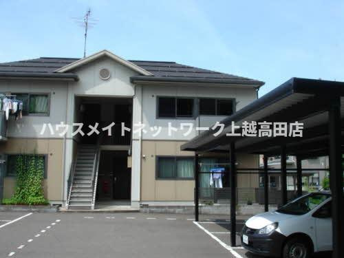 グラディエントの駐車場|カーポート・駐車場