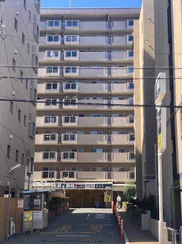 メガロコープ西陣Ａ棟の外観