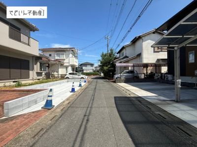 【前面道路含む現地写真】 | 川島町八幡1丁目　中古住宅   | 現地(2026年9月撮影)