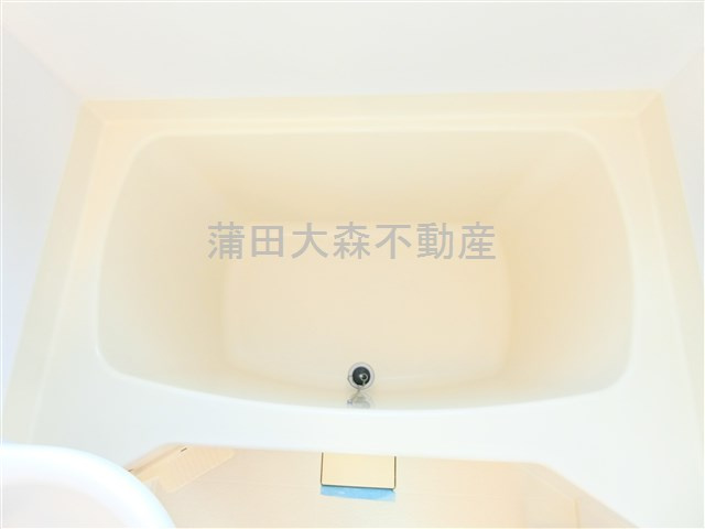 パオネⅡの浴室