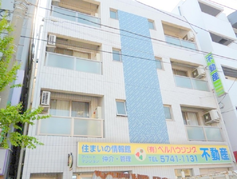 パオネⅡの外観