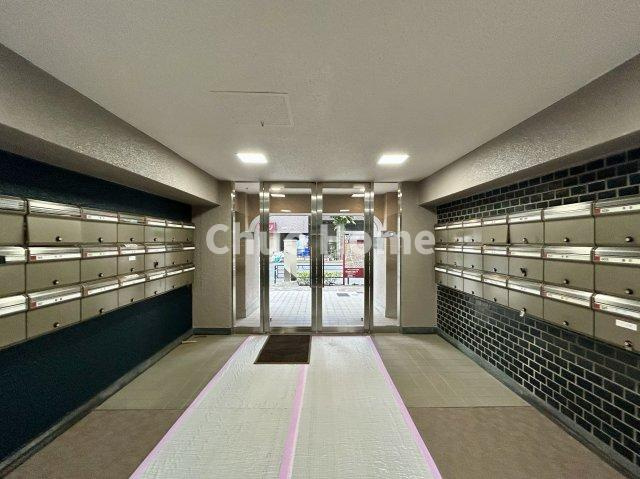 根岸武蔵野マンションのエントランス|エントランス