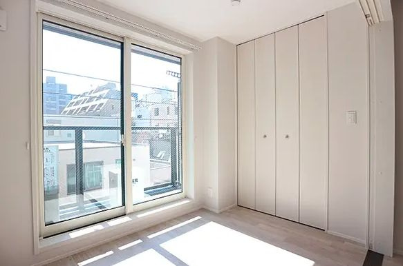 草野ビルの洋室|個人の部屋や寝室として使える洋室です