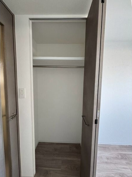 プレサンス吹上駅前エテルノの収納