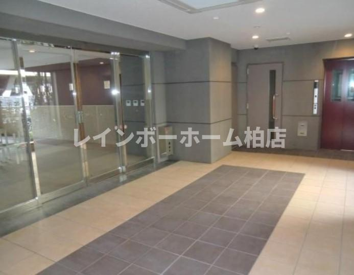 南柏ポラール・コートのロビー|建物の内部です