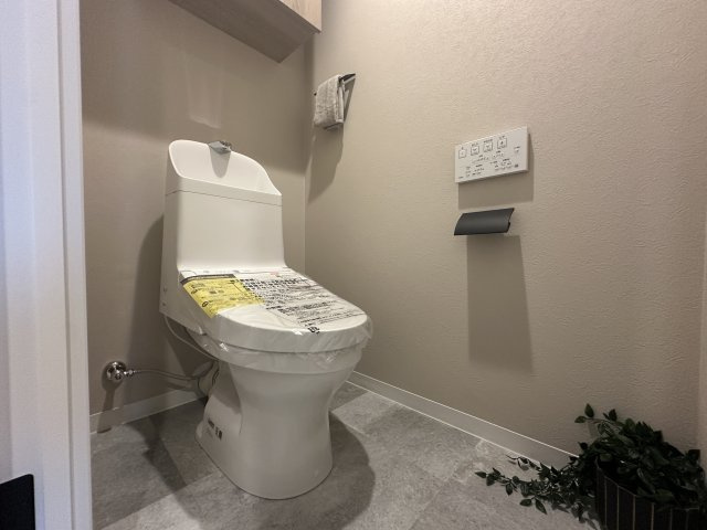 ニューシティ東戸塚パークヒルズH棟のトイレ|各階に温水洗浄便座のトイレ設備設置済です。