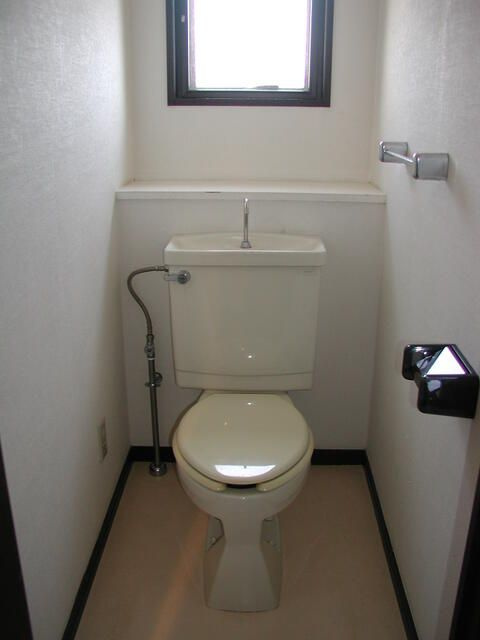 ライオンズマンション元住吉第３弐番館のトイレ