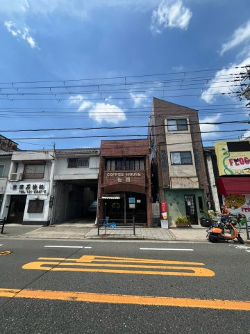 桃谷店舗の駐車場