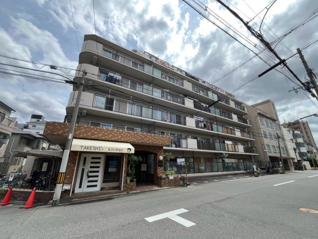 アイビーハイツの外観