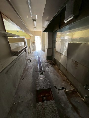 大阪市天王寺区松ケ鼻町の店舗事務所