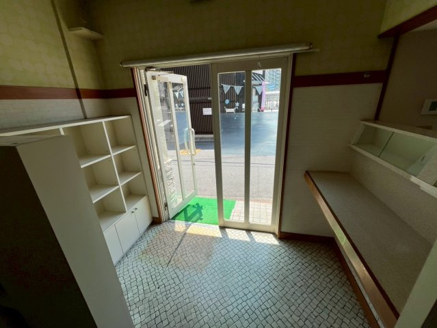 大阪市天王寺区松ケ鼻町の店舗事務所