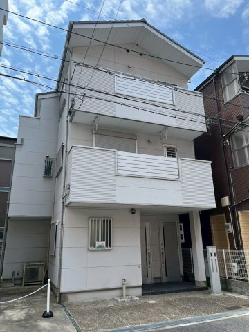 大阪市西区九条南３丁目の店舗事務所の外観