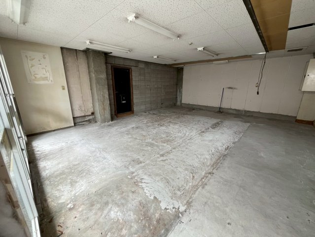 日栄ビル3号館の駐車場