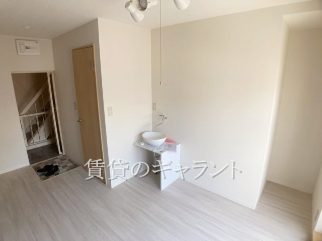 カトレアビルの間取り