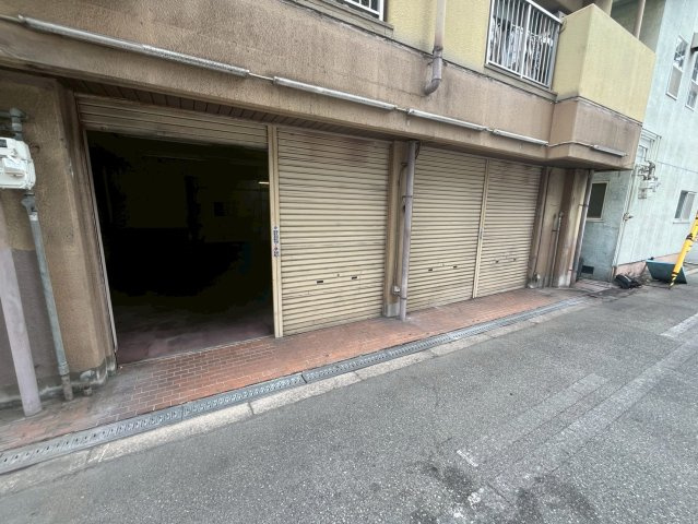 大阪市大正区三軒家東５丁目の店舗事務所
