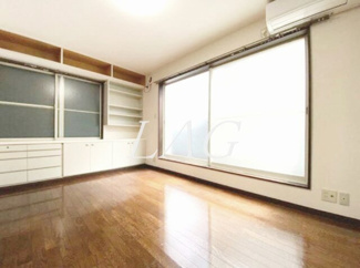 【居間・リビング】 | 市川荘 | 洋室のお部屋です。