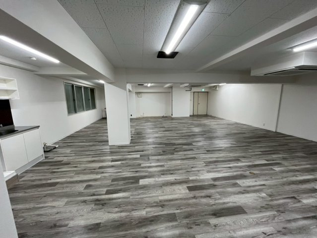 サンビラ大手前のロビー