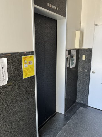 尼崎市神田北通３丁目の店舗事務所のその他共用部分|ＥＶ
