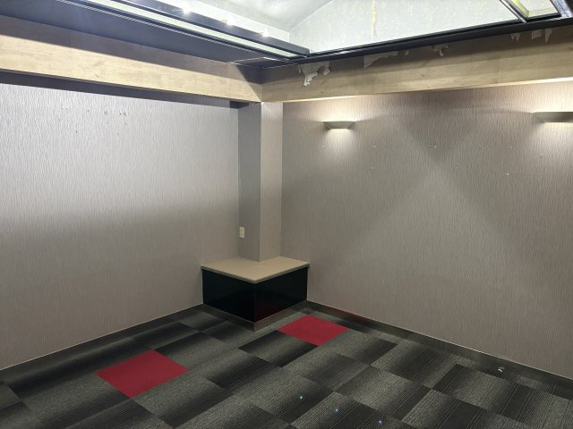 尼崎市神田北通３丁目の店舗事務所の内装