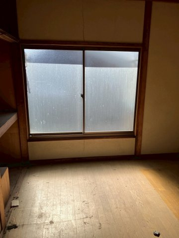 相互建設姫島五丁目店舗の居間・リビング