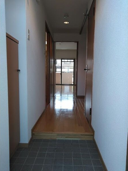 サンクレストの玄関