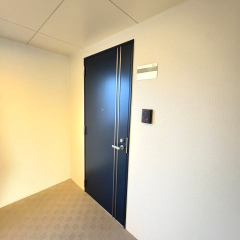 プロヴァンス中島のエントランス