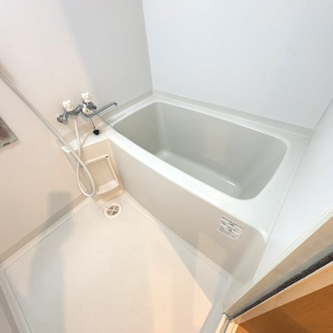 プロヴァンス中島の浴室