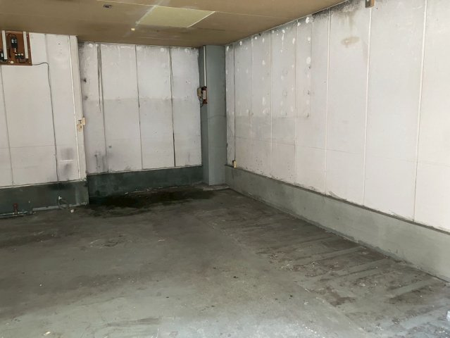 大阪市中央区上町１丁目の店舗事務所の駐車場