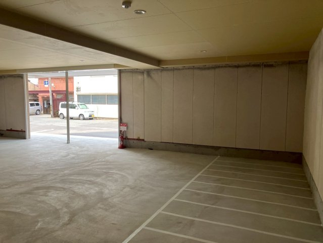 大阪市東成区神路３丁目の店舗事務所のロビー