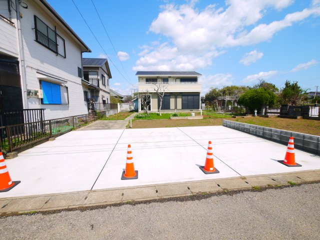 長生郡白子町幸治　中古戸建の駐車場|内外装リフォーム済み令和7年3月 敷地約144坪３SLDK 駐車4台可 海まで直進距離で約500m