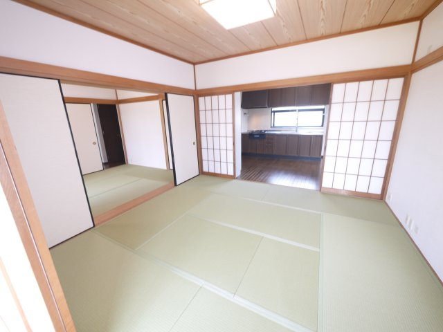 長生郡白子町幸治　中古戸建の和室|内外装リフォーム済み令和7年3月 敷地約144坪３SLDK 駐車4台可 海まで直進距離で約500m