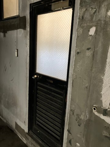 大阪市西区千代崎２丁目の店舗事務所