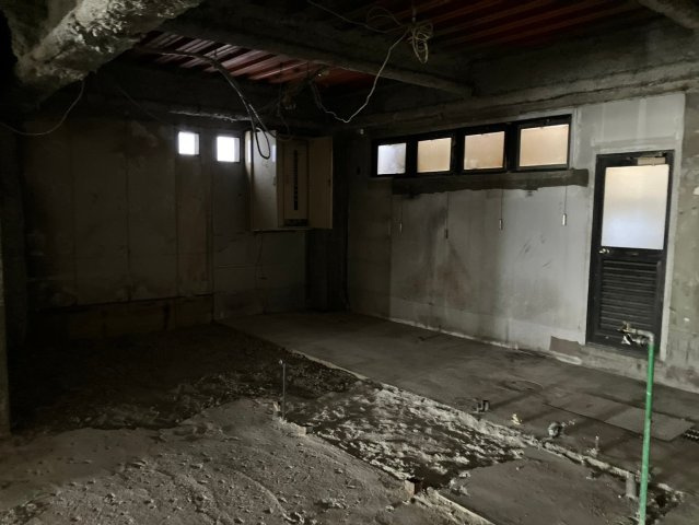 大阪市西区千代崎２丁目の店舗事務所