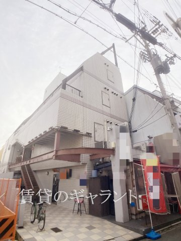 八尾市本町７丁目の店舗一部