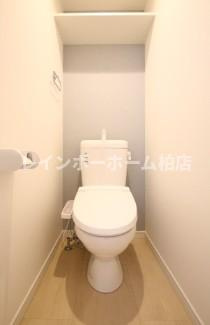 特典：仲介手数料が無料です!!のトイレ|落ち着いた色調のトイレです