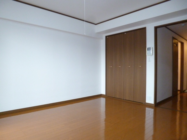 【寝室】 | ドエル57