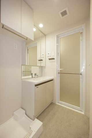 Ｌａ　Ｃｌａｉｒ南浦和の洗面所|※写真は同タイプ住戸です。