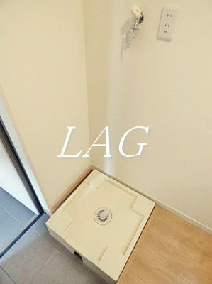 【設備】 | ソラリス | 室内洗濯機置き場です。
