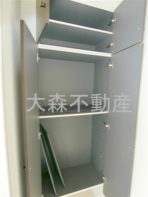 タウンハウス大森の収納|玄関収納