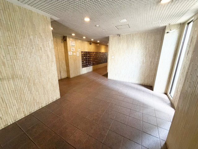 クリテリオン新大阪のロビー
