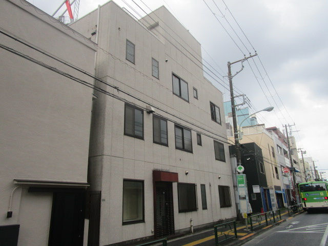 文京区千石２丁目のビルの間取り