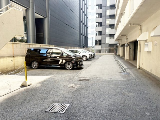 クリテリオン新大阪の駐車場