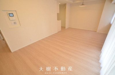 【居間・リビング】 | ヴィザージュ海老名　3階3LDKリフォーム済み【仲介手数料無料】