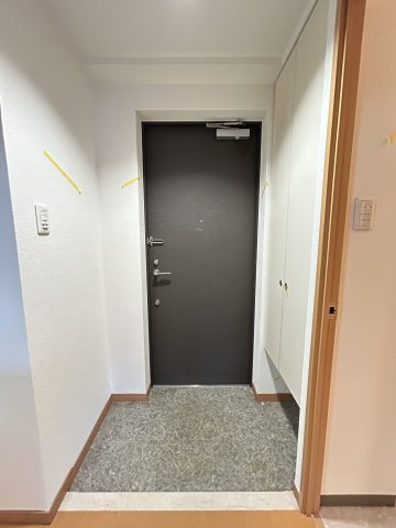 ディナスティ堺筋本町の玄関