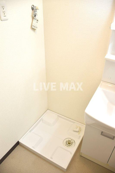 洗濯機置き場※別部屋のお写真になります
