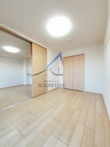 ルミナスの居間・リビング|洋室のお部屋です。
