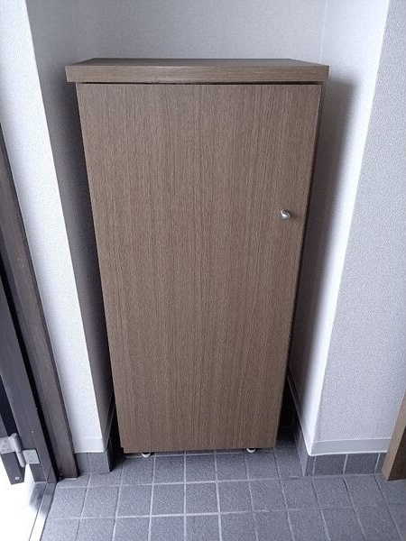 UNAX-8の玄関