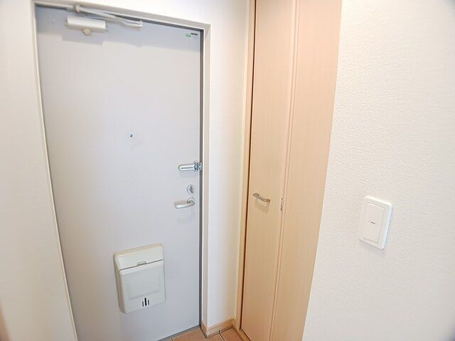 ウェステン　ドルフⅠの玄関
