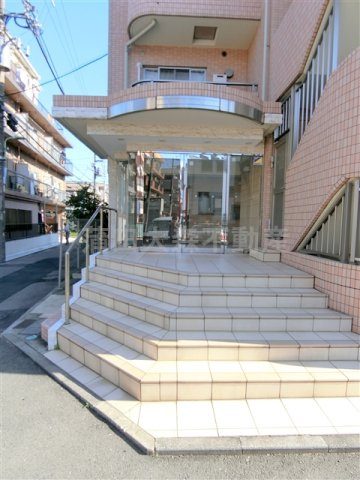 リヴシティ平和島の外観